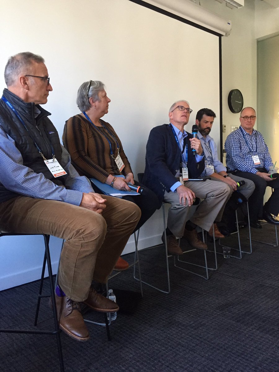 debrapp's tweet image. Healthcare panel: TMI on inefficiencies. Sane entrepreneurs should flee. @wellesleyc = insightful #ssw2017