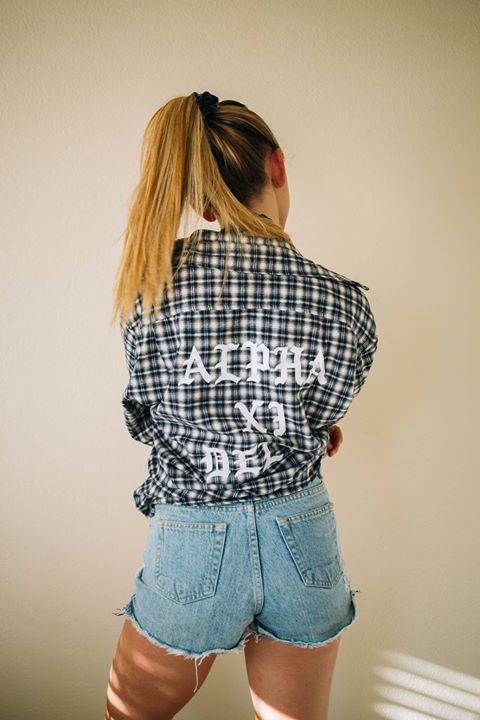 With the change of season, we welcome the return of the beloved FLANNEL! Now with more customization options than … bit.ly/2xaAIbX