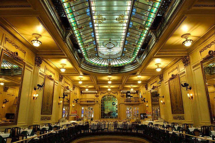 DicasdoEmbarque's tweet photo. The traditional Confeitaria Colombo https://t.co/jjkLyWMQdh https://t.co/WdPmEj1Bsl
