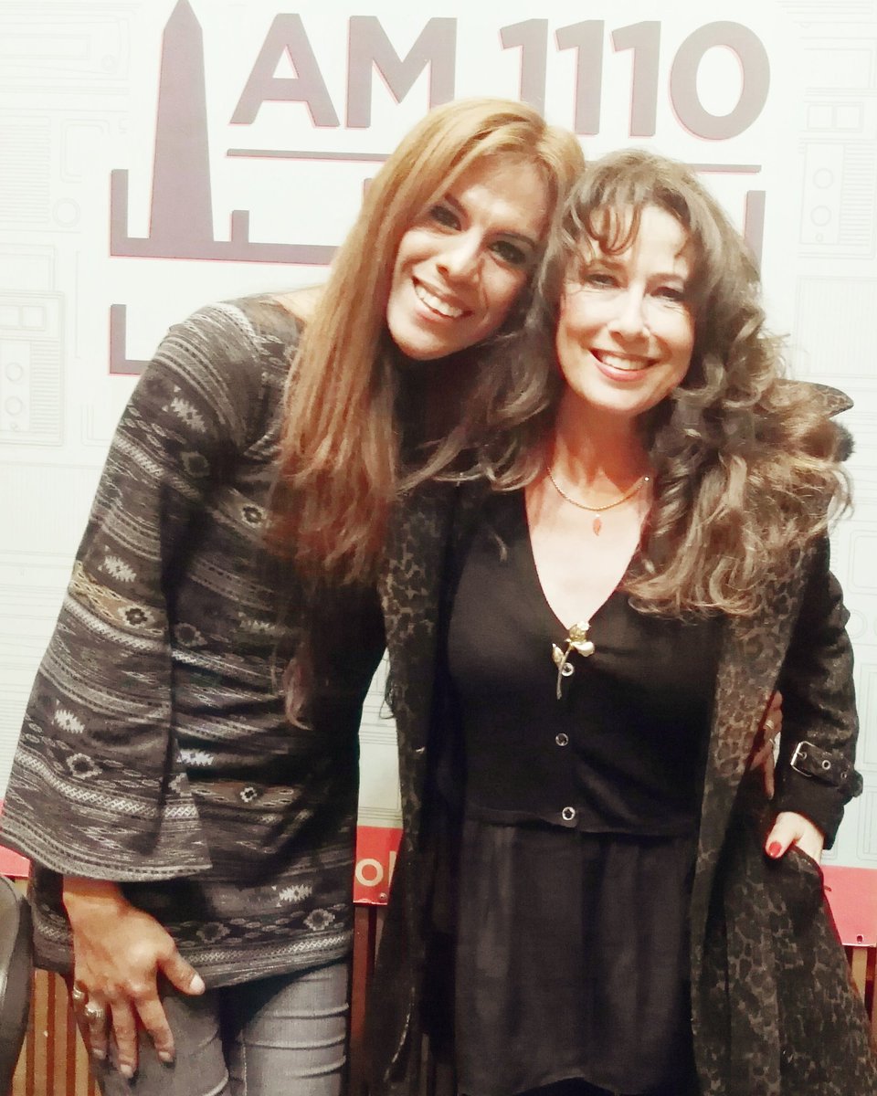 Diana Zurco Twitter પર Placer Enorme Escucharla En El Piso De