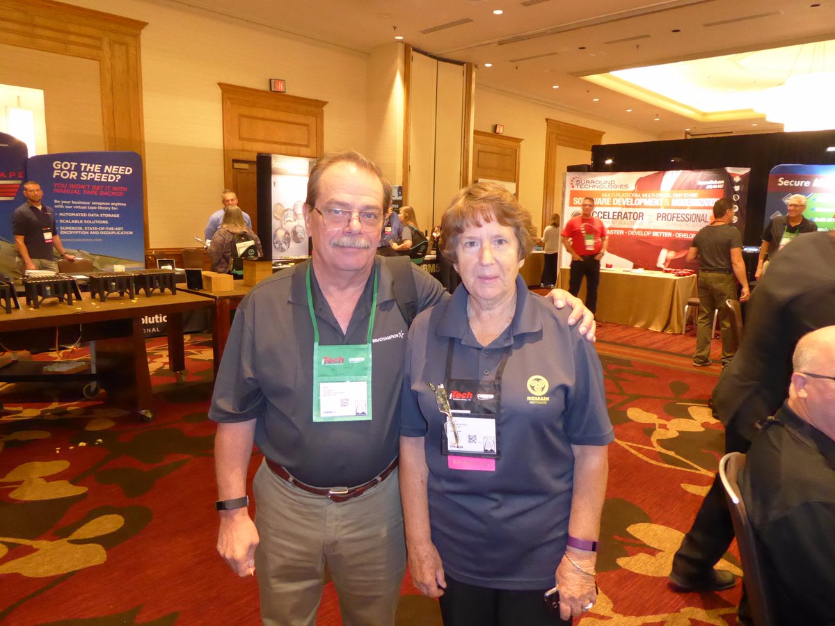 OCEANUserGroup's tweet photo. Jim @J_Buck51 &amp; Joan McKittrick exploring the Vendor Expo @ #COMMONF17! Looking forward to seeing you at #RPG  Boot Camp on 10/21 in SoCal! https://t.co/yhIn5mE02r