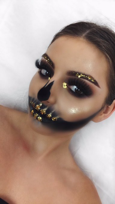 Watch Shelby's leaked NSFW photo on TwXstars