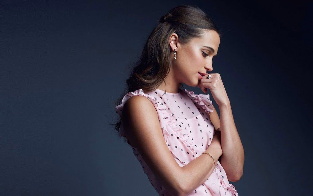 Happy Birthday to one of my faves, Alicia Vikander. 
