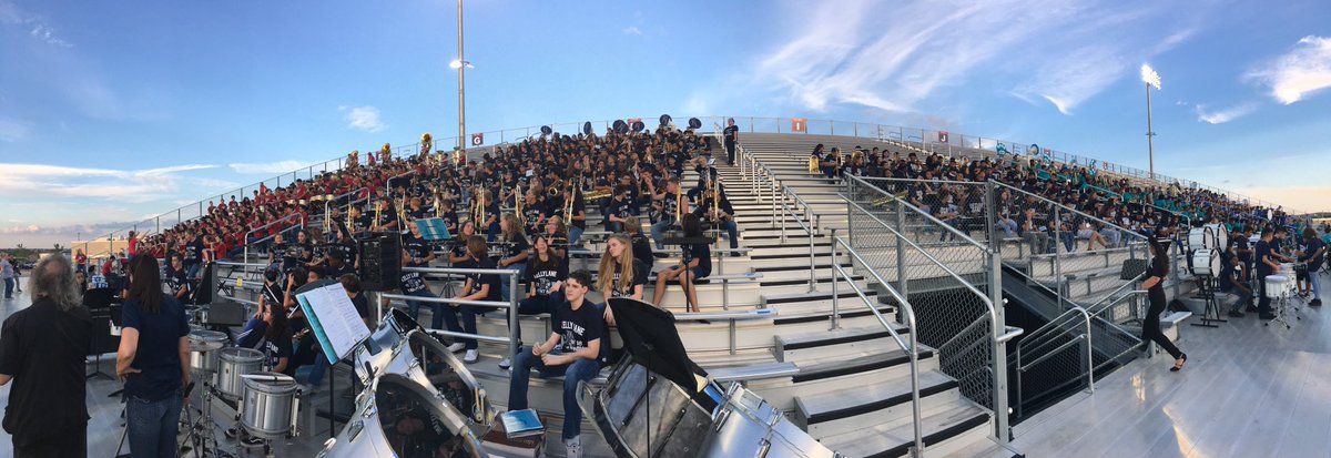 pfisd's tweet photo. Welcome to the 14th annual Pfestival of Bands! #thepfield #nolimits https://t.co/7SakV4qIqB