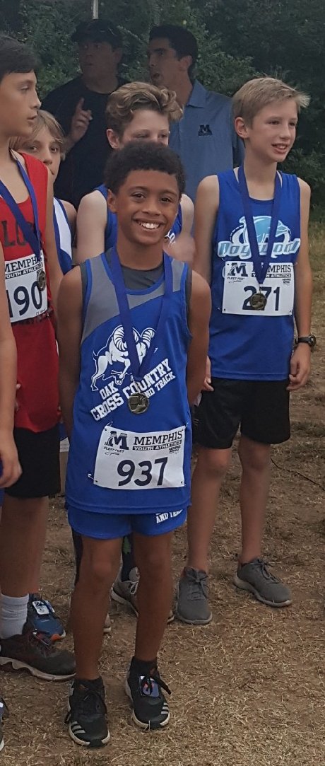 IamDylanHunter's tweet image. I came in 2nd place in the Memphis Youth Athletics Elementary Championships tonight. I finished my mile in 5:37. #NextStopRegionals #DH11