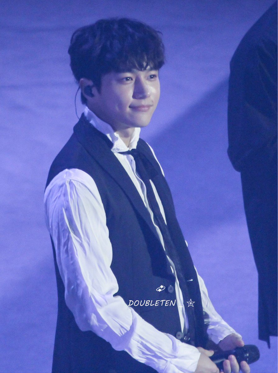 DoubleTen_'s tweet photo. 20171002 In Hong Kong #L #엘 
 #Myungsoo #김명수 #明洙 #Infinite #인피니트 
「HQ」
#香港國慶青年音樂會 https://t.co/DzIl9tcZ8x