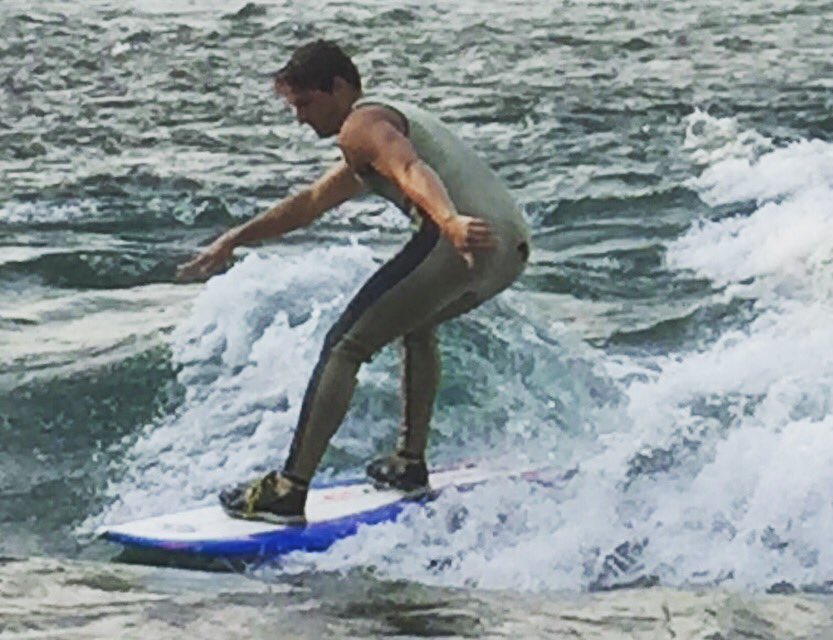 sliminthesnow's tweet photo. U should've been here yesterday #yycriver #yycriversurf #yycriversurfing #riversurfing #surf #yycriverfront #downtownyyc https://t.co/iPyVUqF60U