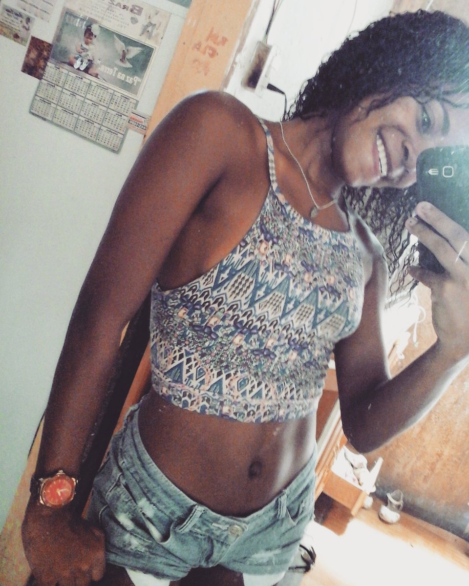 eu_danizinhaa's tweet photo. 🤦🏽‍♀♥ https://t.co/K3bmOiq8TY