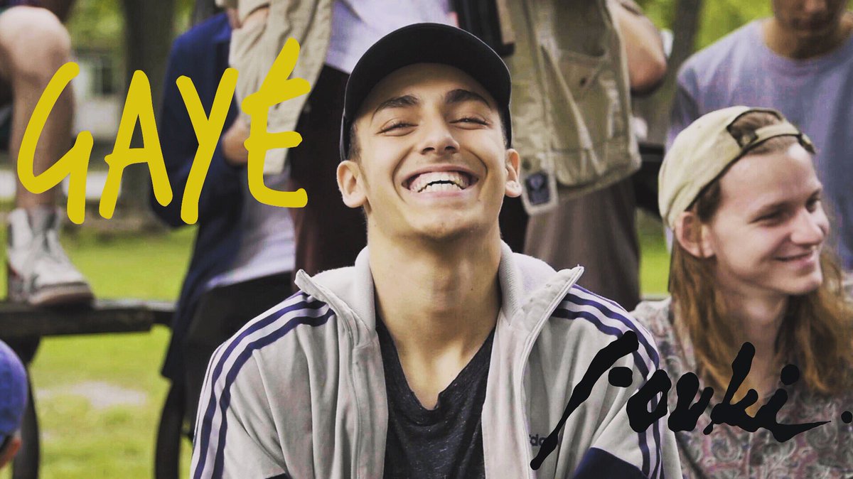 FouKiZay's tweet photo. « Gayé » l’officiel musique vidéo dans vos écrans JEUDI 💻👀😁🎥
#Pré_Zay #Zay2018 https://t.co/OQaHALA4dC