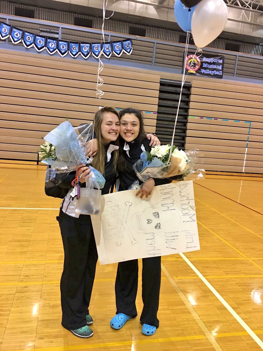 em_moorhead's tweet photo. Happy 19th day of birth dad!!!!π€πmiss and love you bunches π #blockingfaces #makdaddy https://t.co/9A2APhNDZm