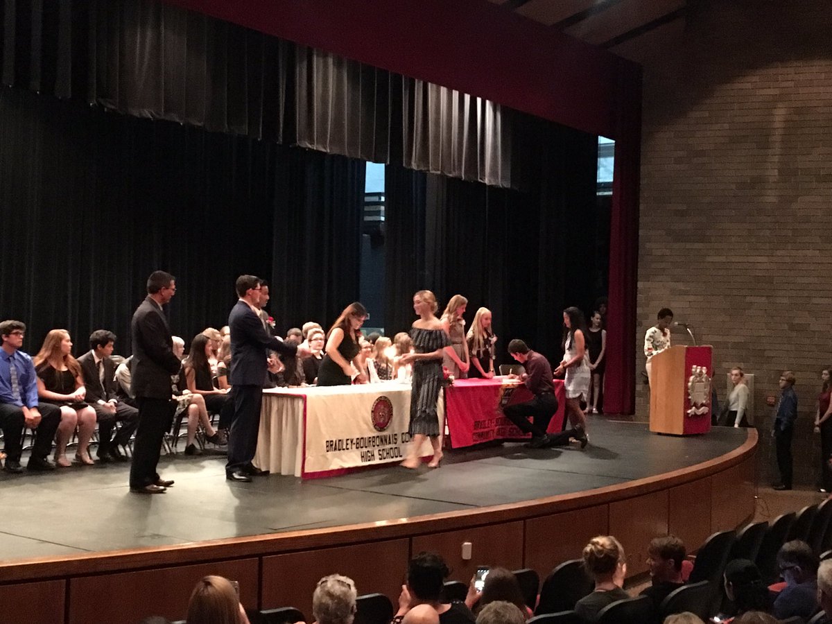 bbchs307's tweet photo. Congratulations to the @bbchsnhs class of 2018-19 on being inducted tonight. #WeAreBoilers https://t.co/PdYf7Jhtrm