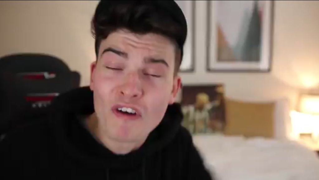 Natashakevern's tweet photo. You good bro? 👍🏻 @Will__NE  @emilyfouracre https://t.co/nrGQIgH6sw