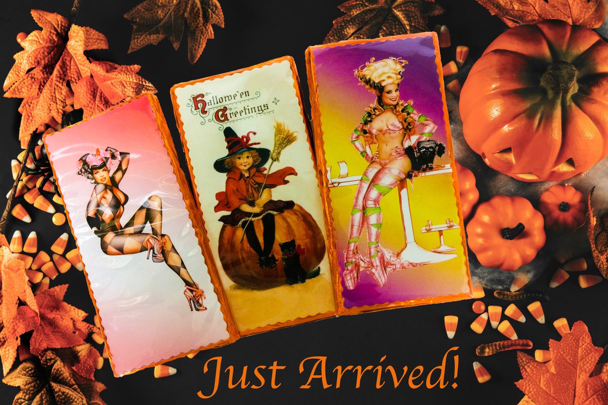 BeaconHillChoco's tweet photo. Just arrived, our exclusive handmade custom Halloween chocolate bars. Available in milk and dark Belgium chocolate #chocolate #halloween https://t.co/9mogQqAkDn