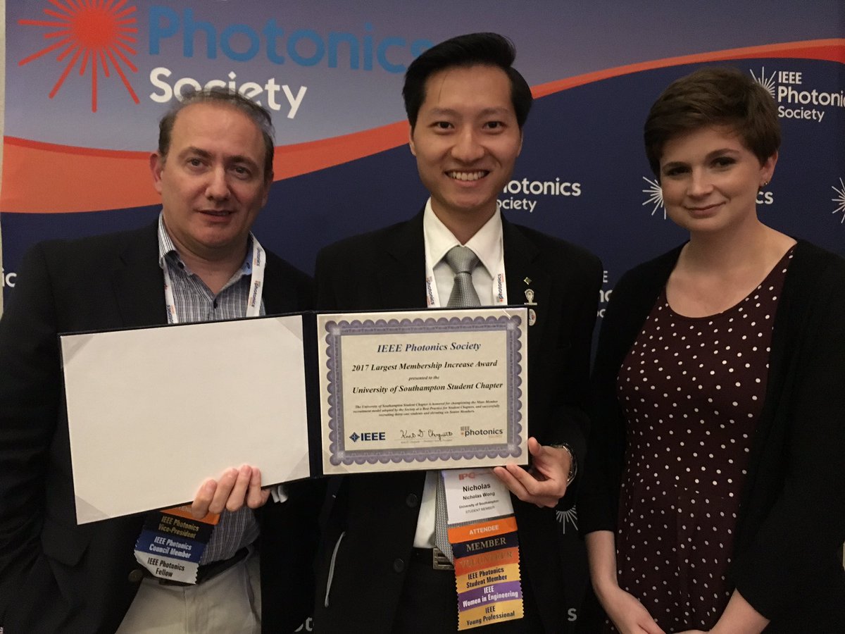 NicholasHLW's tweet photo. Our @unisouthampton @IEEEPhotonics chapter won Largest Membership Increase Award at #IPC2017! 🏆💡
Thanks to everyone's hard work!
@orctweets https://t.co/OBiCllX2LU