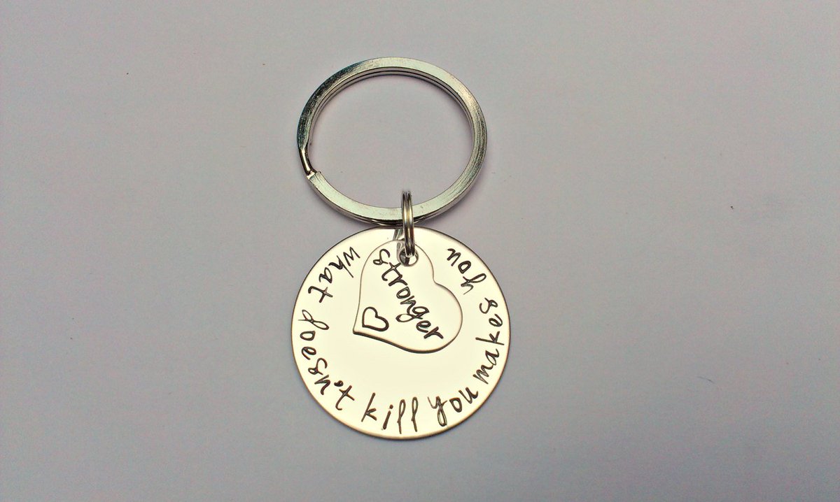 ems_jewellery's tweet image. What doesn't kill you makes you stronger Hand Stamped keyring - stren… tuppu.net/4a09dc1c #Etsy #UniqueKeychain