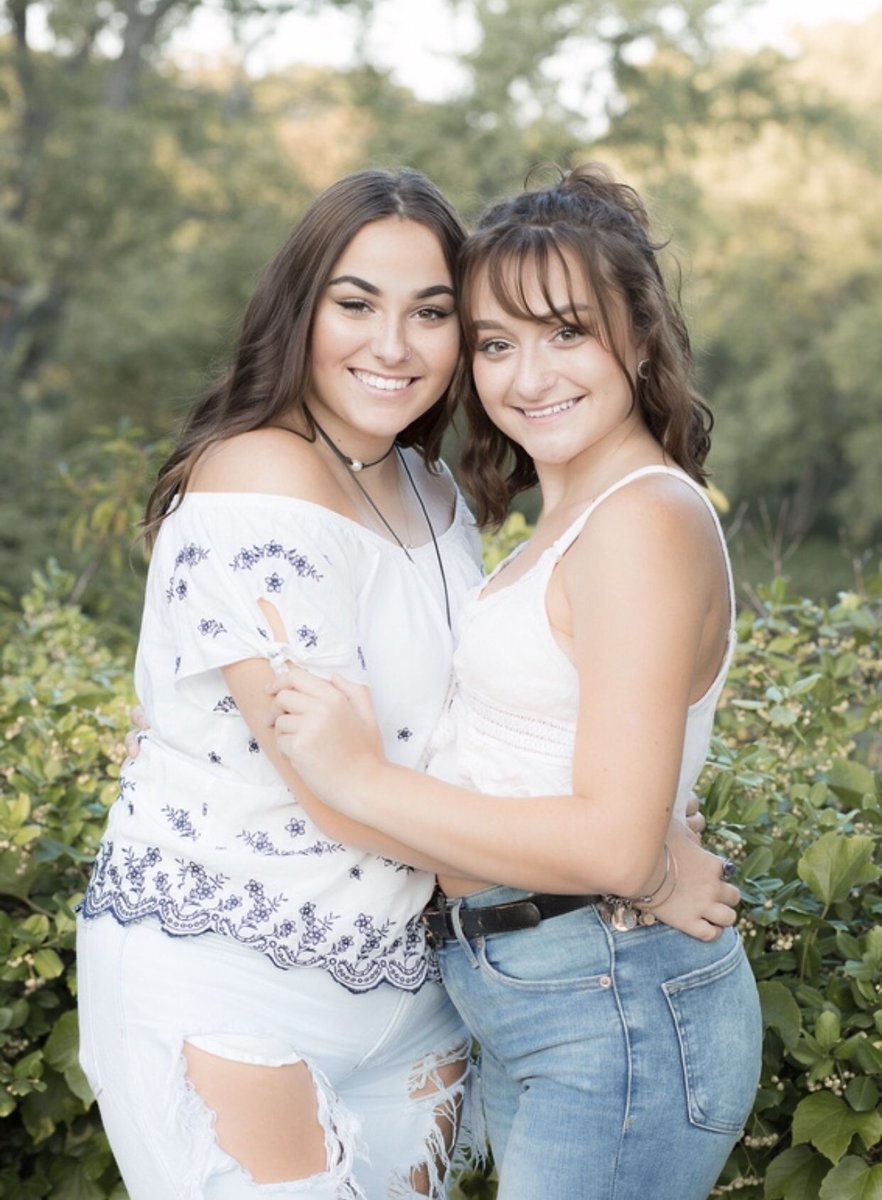 breannabenoitt's tweet photo. honestly my other half 🍯✨ #senyaass https://t.co/8Z13Pe8pMj