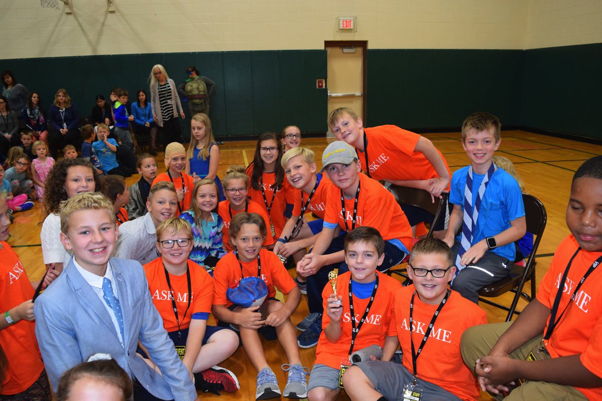 Blake3Ginny's tweet photo. Kelly School 5th Grade Leaders writing &amp; performing “Lights, Camera, Action” skits for World Stomp Out Bullying Day! https://t.co/amjrL81old