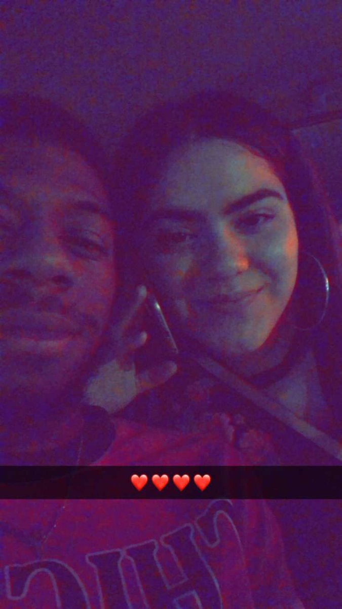 We_Based's tweet photo. My gf is so damn beautiful istg ❤️😍 https://t.co/1LnHTOape3