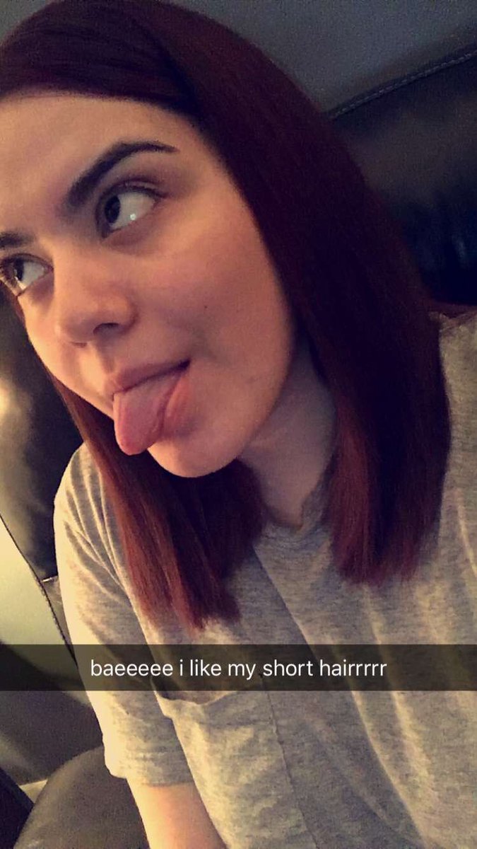 We_Based's tweet photo. My gf is so damn beautiful istg ❤️😍 https://t.co/1LnHTOape3