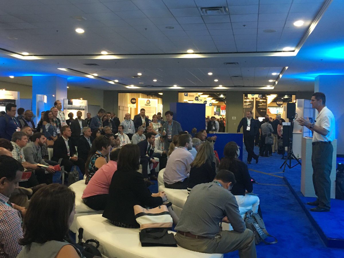 agilityhealthr's tweet photo. Great turnout for @B2Agile Bryan Tew’s talk tonight on Enabling Business Agility. Find him at ET22, Emerging Tech Pavilion. #GartnerSYM https://t.co/hBPuXB1JCj