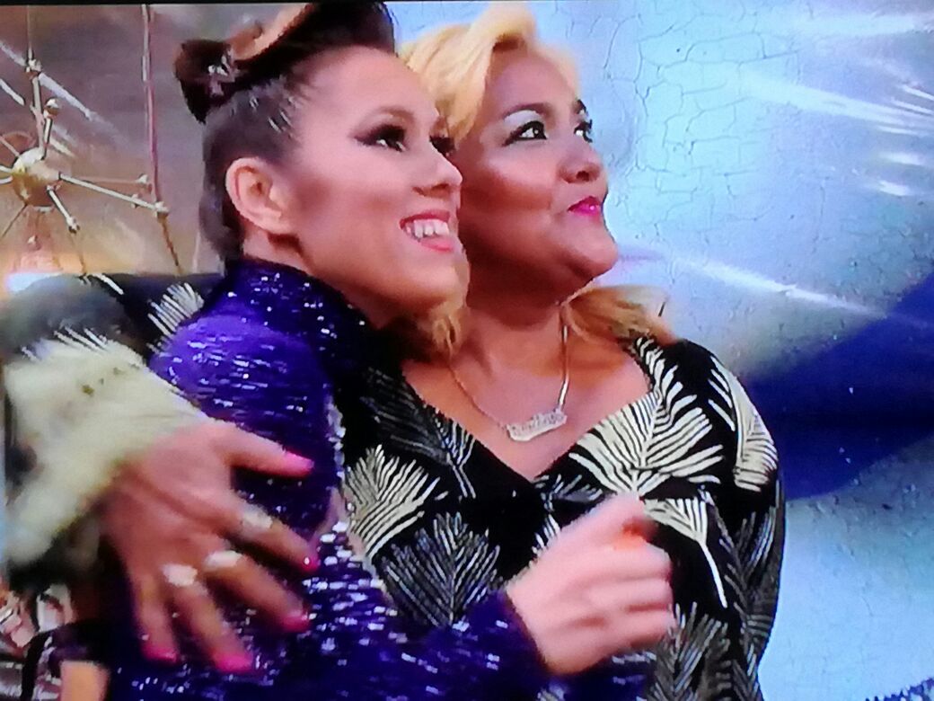 BarbySilenzi's tweet photo. Amo a la Bomba 💣 💪💪💪 https://t.co/oGiyfymeLd