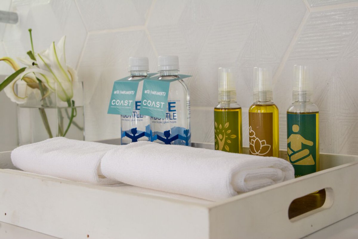 coastboracay's tweet photo. Don't worry, we got your back! At COAST, you may avail of massage services at The Massage Room for only P600++ per person. https://t.co/AgIZcW5ePV