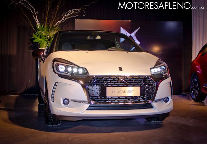 motoresapleno's tweet image. #DS Nuevo #DS3Givenchy #LeMakeUp: Unión de dos Maisons Icónicas
motoresapleno.com.ar/2017/10/nuevo-…