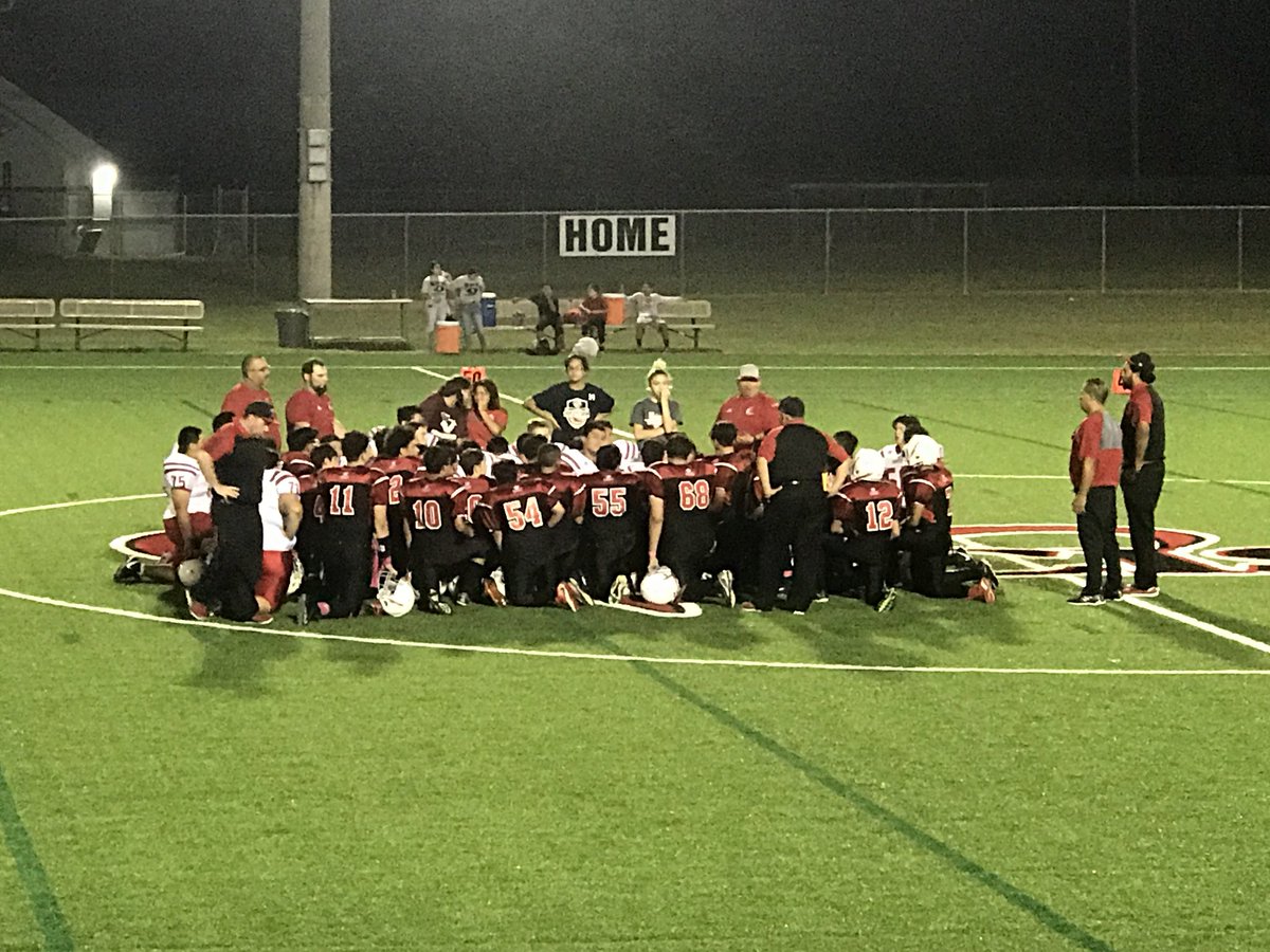 SouthParkKnight's tweet photo. Great game tonight #bakerBroncs #sportsmanship #fatherVSson #family @CCISD https://t.co/i2uR8IzOdi
