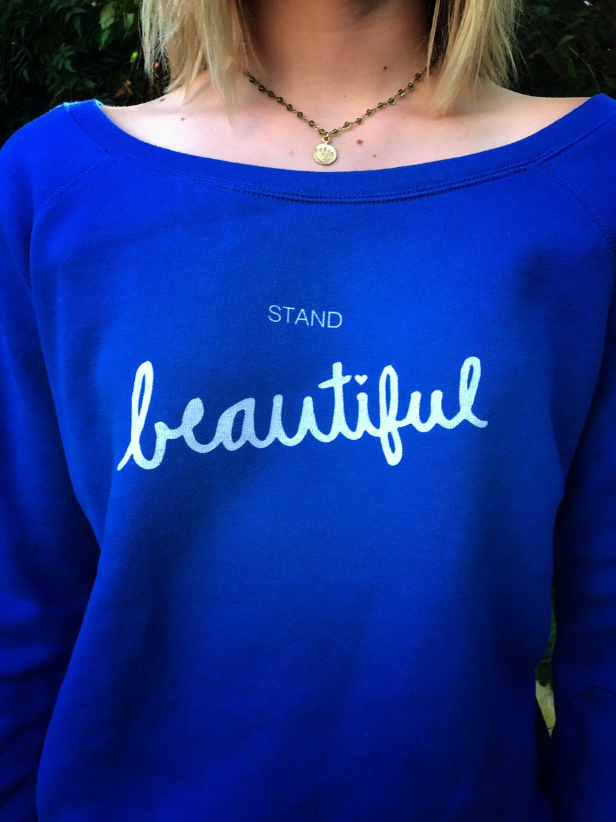 istandbeautiful's tweet photo. Day1 of #bullyingpreventionmonth Yes, I will wear blue. Yes, it is time to #stompoutbullying #istandbeautiful https://t.co/tJob8FUAMe