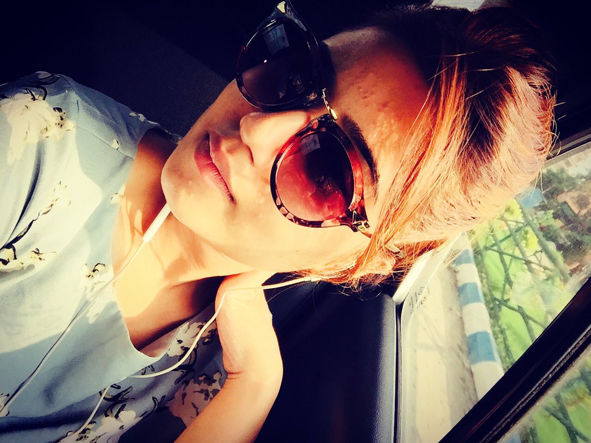 Iamswastika's tweet image. Getting back! #endofhappyholidays #workcalling😌🤗