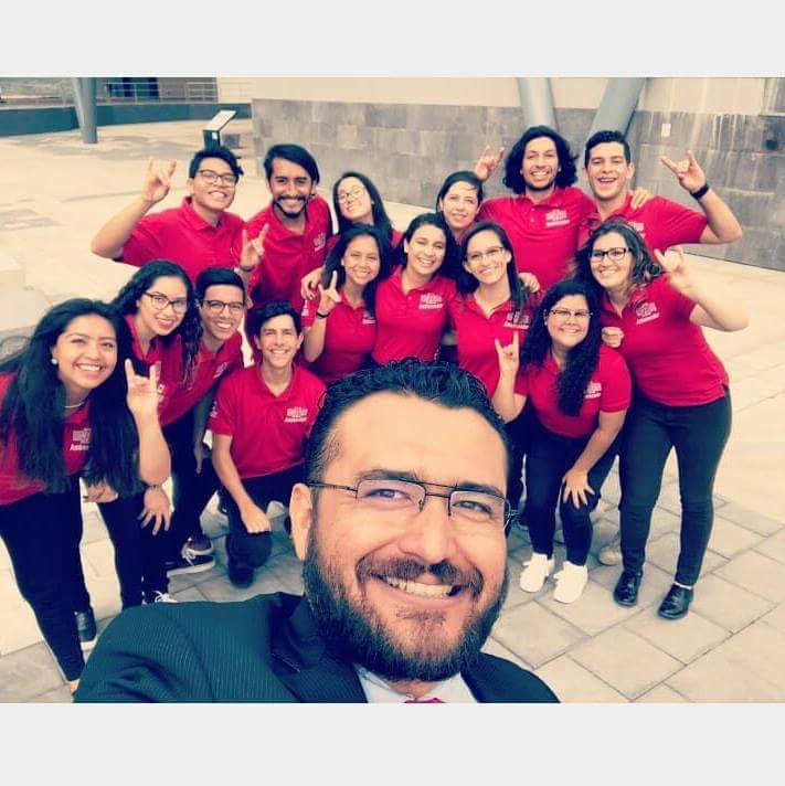 arkansasstatemx's tweet image. Day 1 of #CSAMphotochallenge: Selfie! Our Director of SA @enlara88 with the first generation of Student Ambassadors at ASUCQ! #CSAM17