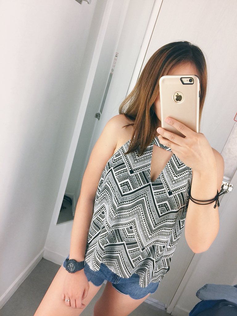 kimtapnio's tweet photo. #fittingroomdiaries https://t.co/d3pEChxPrq