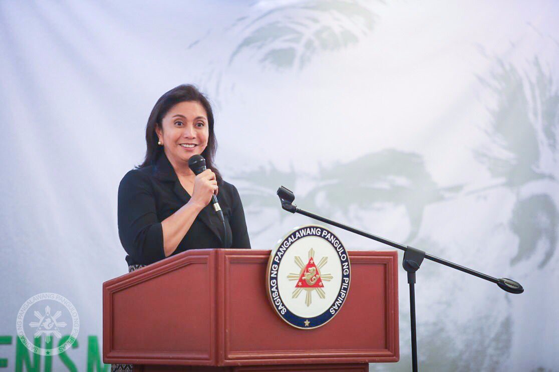 lenirobredo's tweet photo. Attended the book launch of Denis Murphy. His memories, his writings and his words continue to live in all of us. https://t.co/BvI1TbAwCp