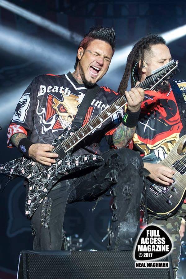 Full_Access_Mag's tweet photo. @FFDP @Full_Access_Mag @5FDPChrisKael @5FDP #LouderThanLife2017 #5FFDP #fullaccessmagazine https://t.co/iuK5ZWDjHW