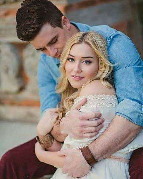 لم أحبك كإنسان فقط ..بل أحببتك كوطن. ولا أريد الإنتماء إلى غيره ..لا يشترط الوطن باتساع الأرض ولكن يكفى حدود كتفين ✔