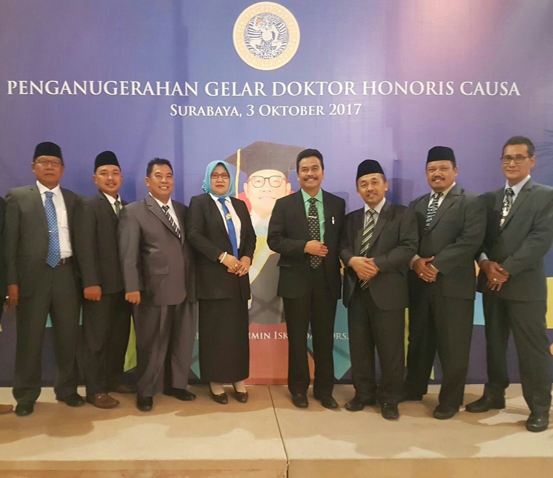 FPKBGresik's tweet photo. Selamat &amp;  Sukses atas Penganugerahan Gelar Doctor Honoris Causa Kepada Abdul Muhaimin Iskandar @cakiminpkb  dari @Unair_Official

#CakImin https://t.co/xohrZRRQJJ
