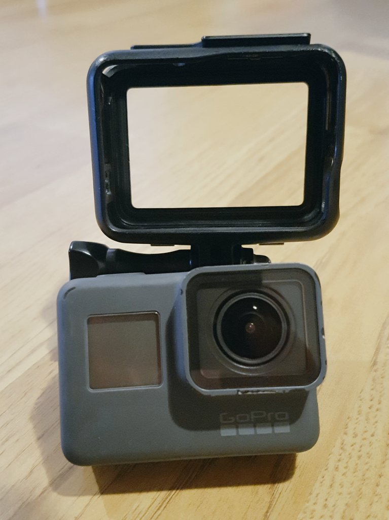 marcruffini's tweet photo. Hey Twitter ! Je vends un peu de matos 😊 DM si intéressé, RT apprécié 😊 https://t.co/SY9YXTFjk9