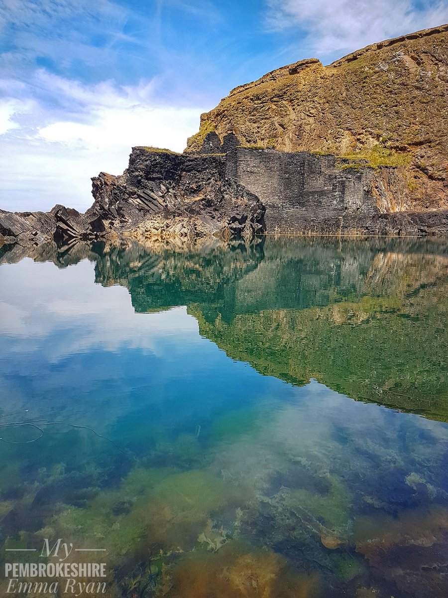 MyPembsEmmaRyan's tweet photo. The Blue Lagoon at Abereiddy @ItsYourWales @ruthwignall @NTWales @NTNorthPembs @VisitPembs @PembsCoast @behnazakhgar #ntpembs https://t.co/Q5eeLMofj5