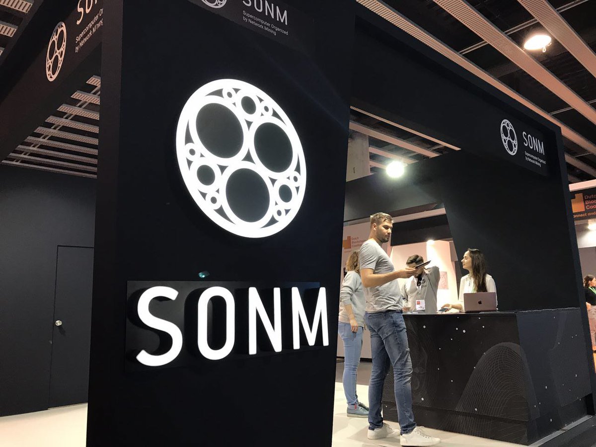 Reception nice design. Stand nice. Accuphase hi-fi rack. Stand nice. Ipad pos stand.