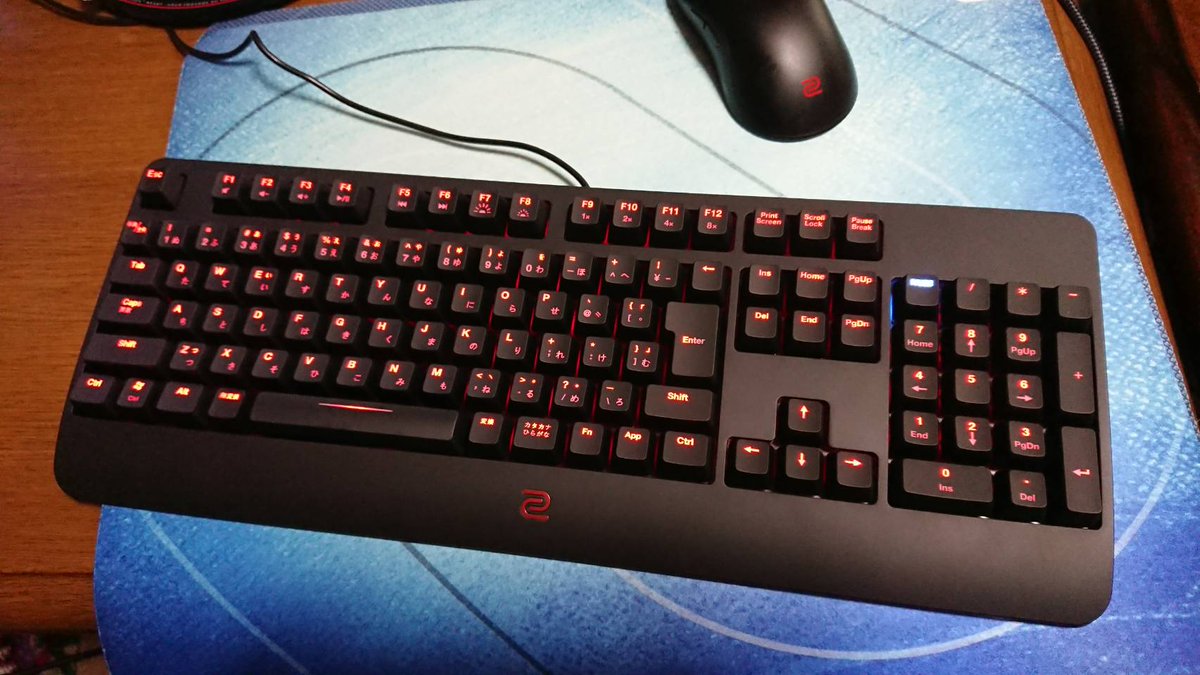 ReitathefpS's tweet photo. .@ZOWIE_eSport_JPさんから
9/30日発売の最新キーボード『CELERITAS II』を貰いました👍👍
押し心地とか新感覚でこれから使うのがめっちゃ楽しみです😍😍
#ZOWIE https://t.co/YfNBY1iu5D