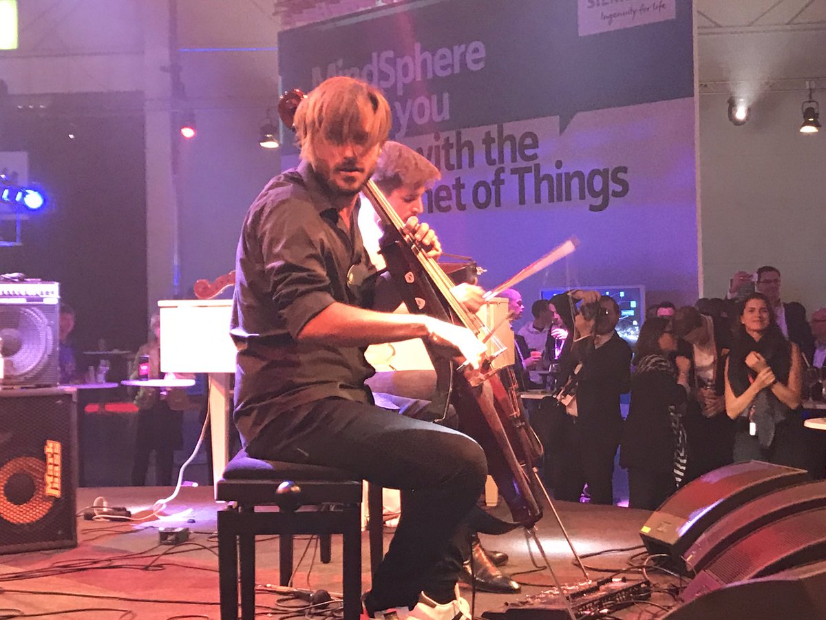 ec_gp's tweet photo. 2Cellos at #NBForum2017 https://t.co/RmD8oHXCdq