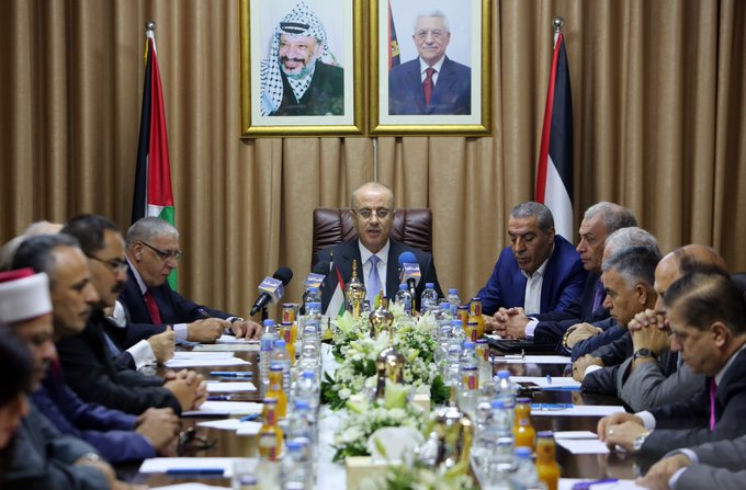 View image on Twitter