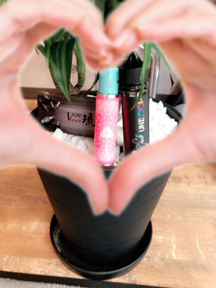 chappymaron1's tweet photo. 少しは女子力UPしたかなぁ〜😝

#vapespace琉 #vape #vapelife #vapemod #電子タバコ #横浜市電子タバコ専門店 #神奈川県電子タバコ専門店 #ベイプ #limitless #limitlessmodco #blvk https://t.co/FsRd19WW0o