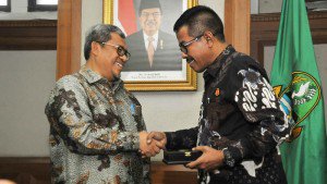 HalloJabarCom's tweet photo. MoU Lanjutan Terkait Datun dan TP4D Ditandatangani Pemprov – Kejati Jabar https://t.co/niAwtHMzEi https://t.co/Li0ixTqiLV