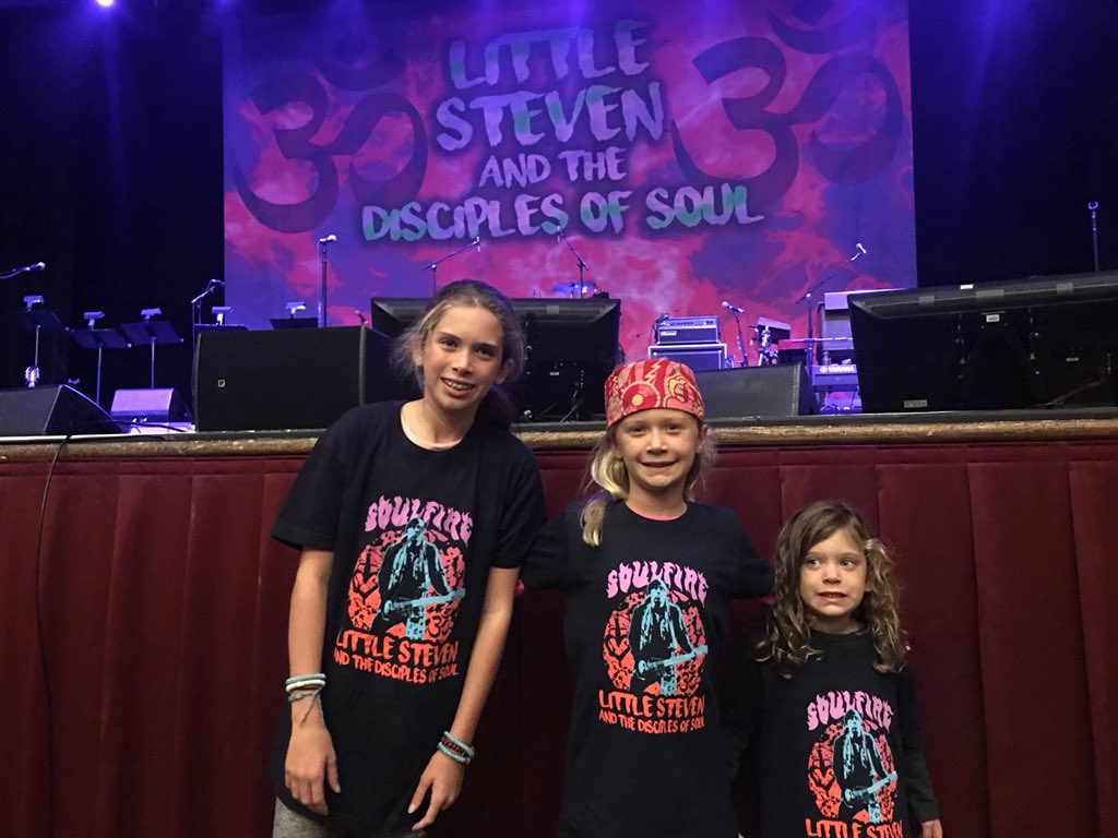 jonathonlehman's tweet photo. @StevieVanZandt  https://t.co/xWZk8eMZV0