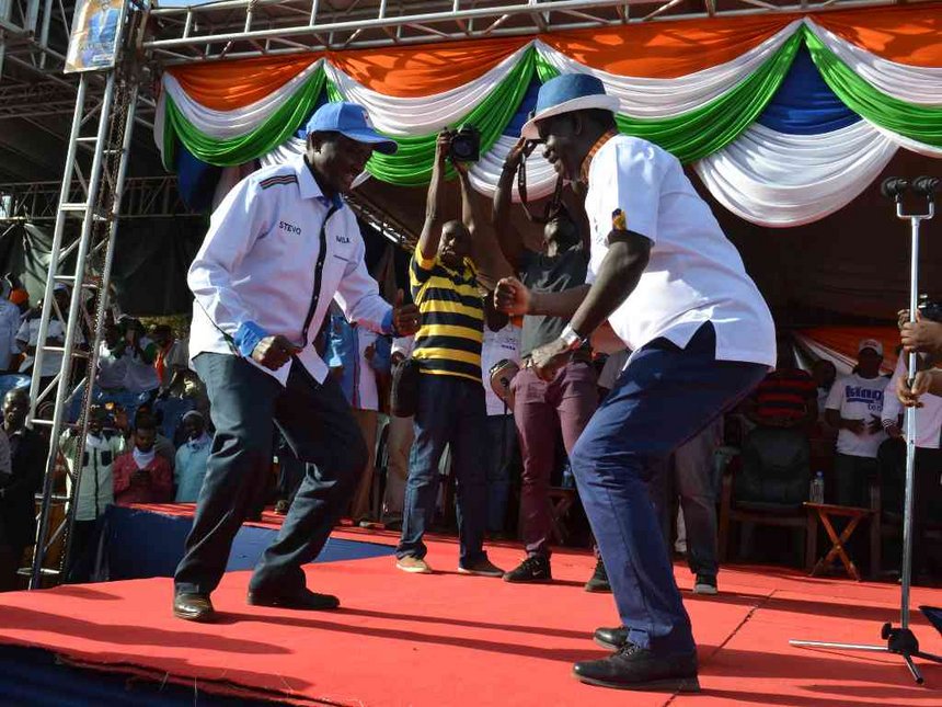 TheStarKenya's tweet photo. Jubilee MP files petition to compel Raila to run in repeat polls https://t.co/xwfXFj77ER via @OdhiamboRhoda #RepeatPollKE #ElectionsKE https://t.co/gGYPbv86RK