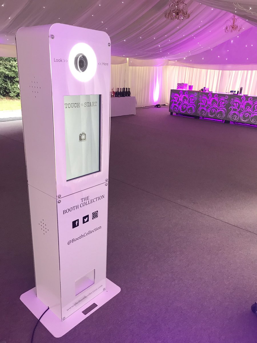 CJ_SAX's tweet photo. …&amp; done! 2 websites updated, exciting few months ahead for myself &amp; The @BoothCollection 👌 https://t.co/QvYcQNq3LO #PhotoBooth #SelfiePod 🙌 https://t.co/ZpamYvT8aX