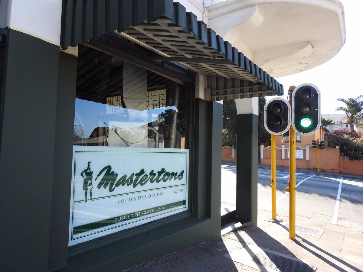 I'm giving one pack (250g) of Mastertons #Coffee away. Just tell me which blend you'd like to taste!
Read more > goingsomewhereslowly.com/2017/09/knysna…