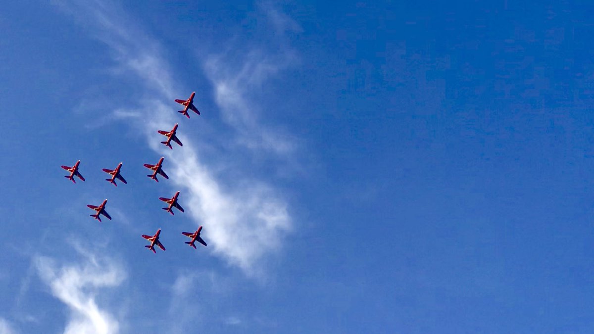 cecillenazareth's tweet photo. #RedArrowsinQatar @qatarairways https://t.co/1WbeiFLMut