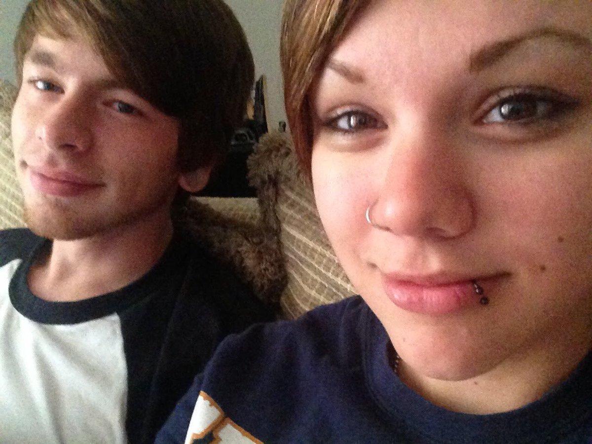 mvsxro's tweet image. hey @renderthevoid just wanted to revisit the time when me and you were high for like 2 years straight